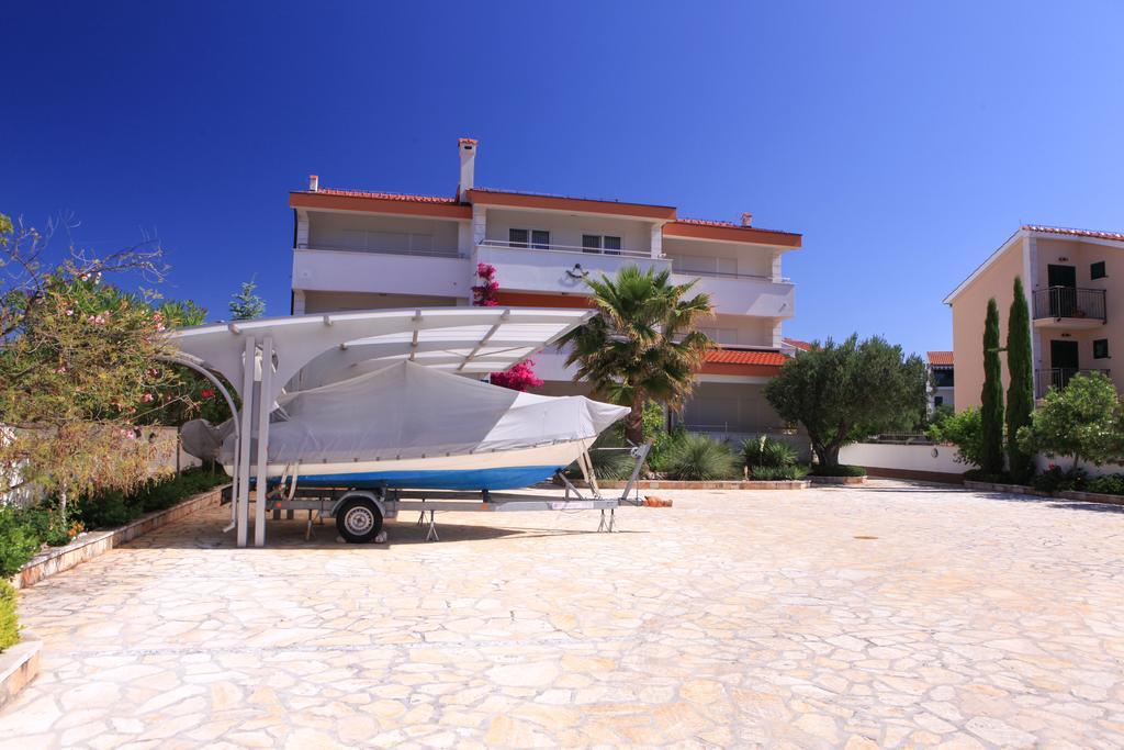 Apartments Spirito Rogoznica  Luaran gambar