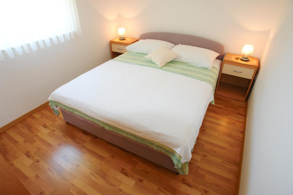 Apartments Spirito Rogoznica  Luaran gambar