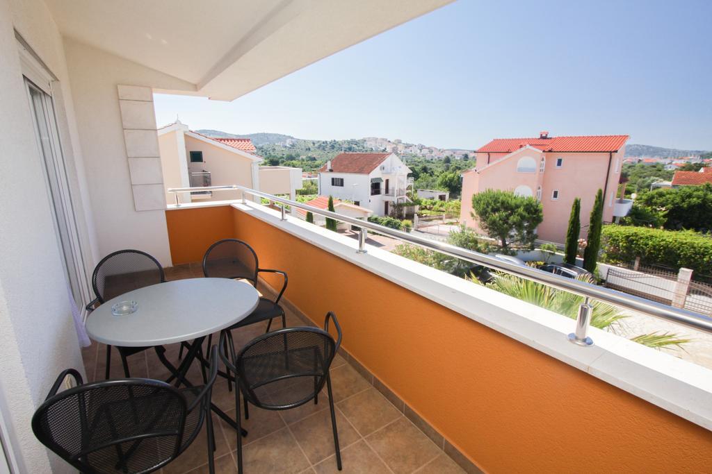 Apartments Spirito Rogoznica  Luaran gambar