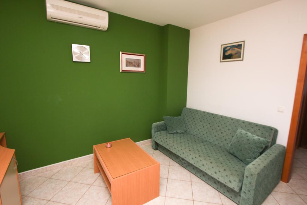 Apartments Spirito Rogoznica  Luaran gambar