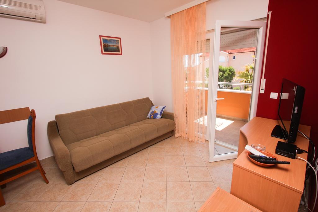 Apartments Spirito Rogoznica  Luaran gambar